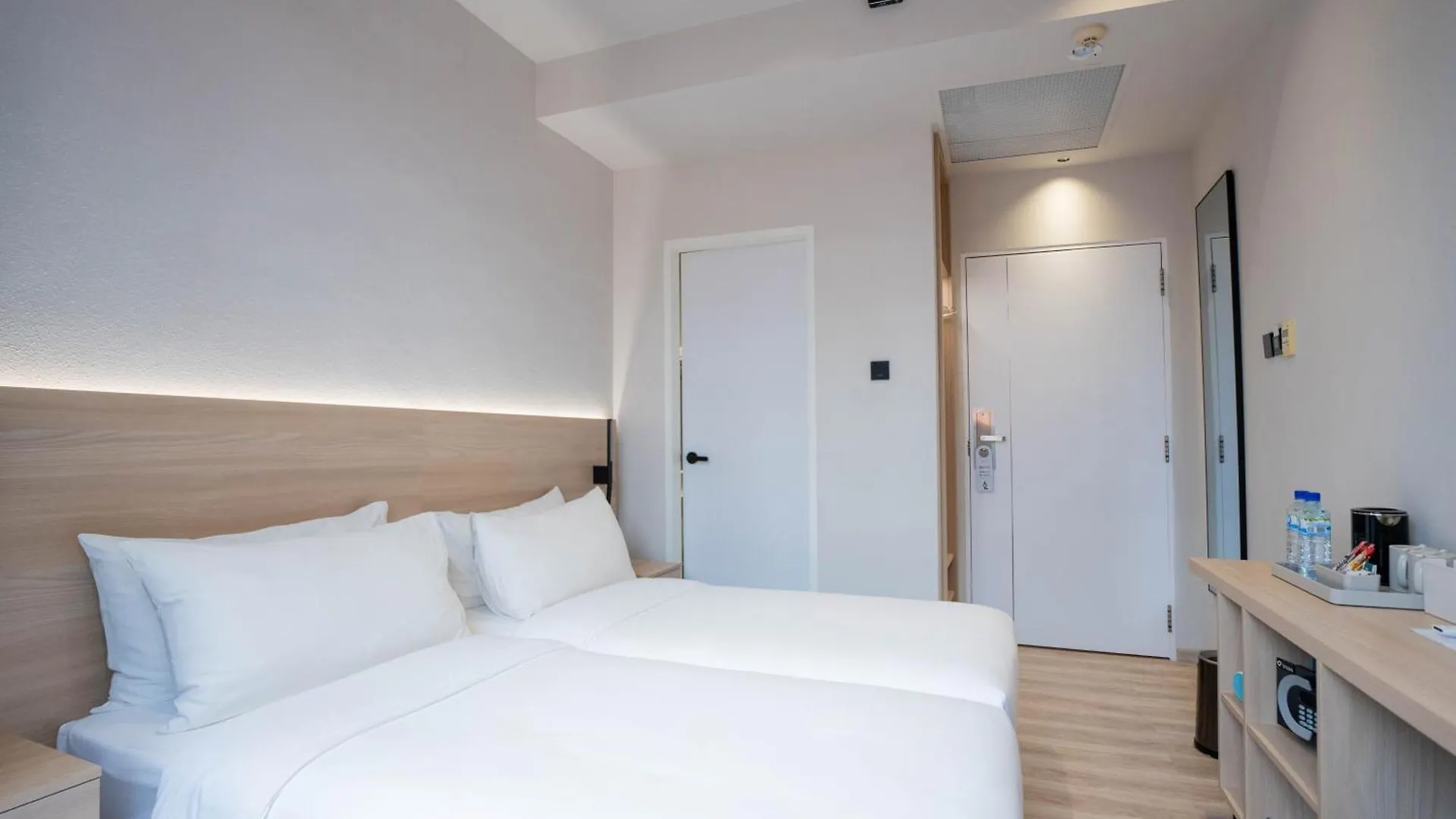 Rest Bugis Hotel سنغافورة