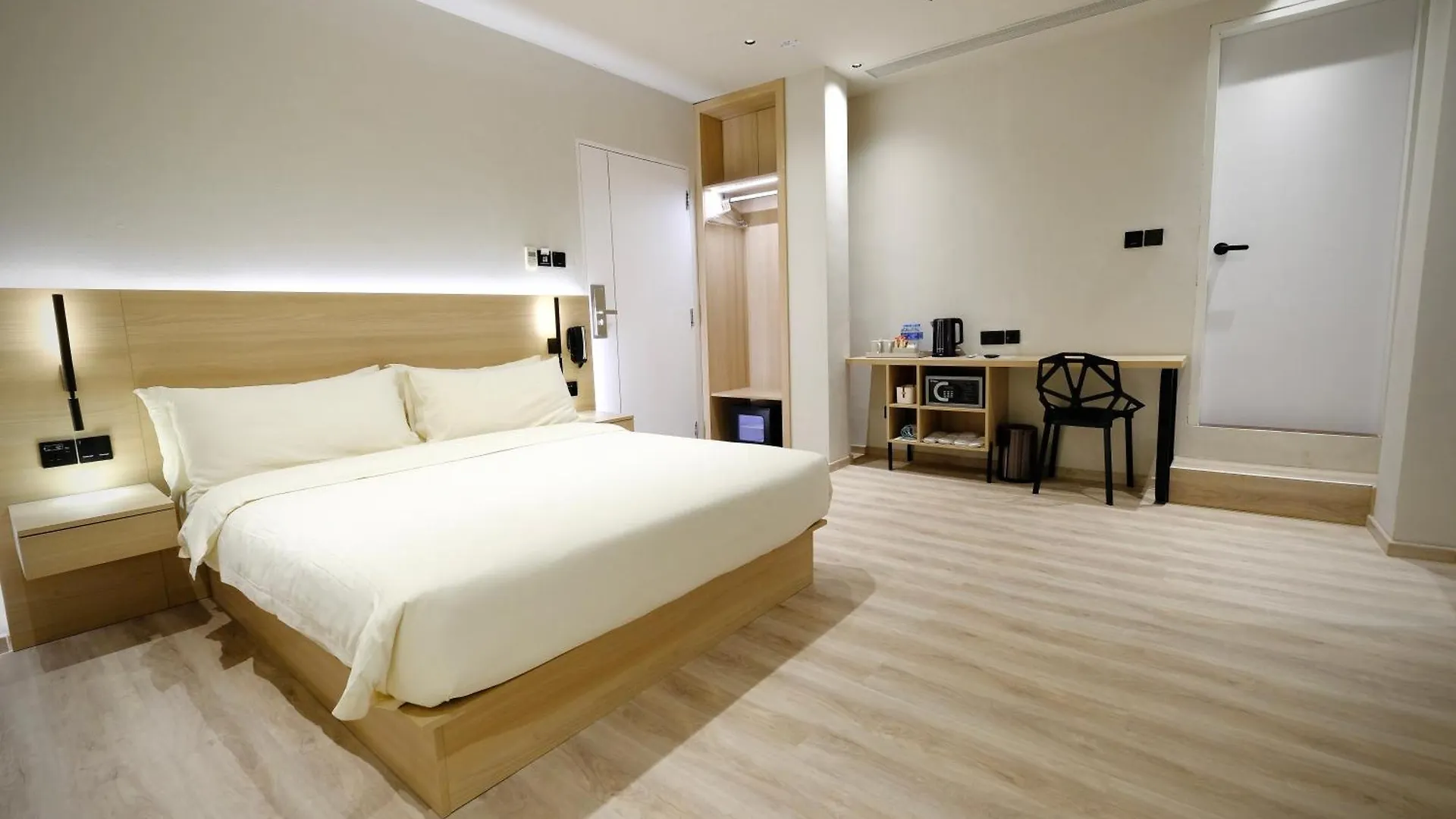 Rest Bugis Hotel سنغافورة